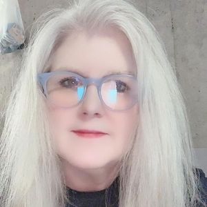 Meet your Posher, Shelly